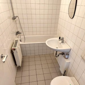 Bsp. innenliegendes Bad mit Wanne