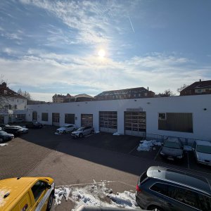 Hallen und Lager