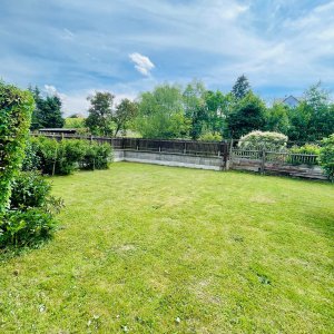 großer Gartenbereich