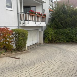 Tiefgarageneinfahrt