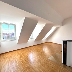 Wohnzimmer mit Kamin