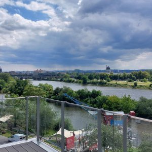 Ausblick Elbe & Innenstadt