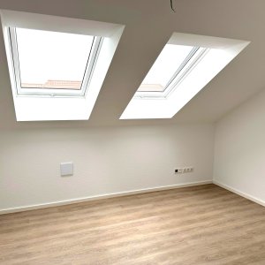 Bsp. helles Arbeitszimmer