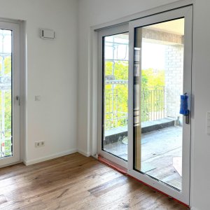 Bsp. heller Wohnbereich mit Loggia
