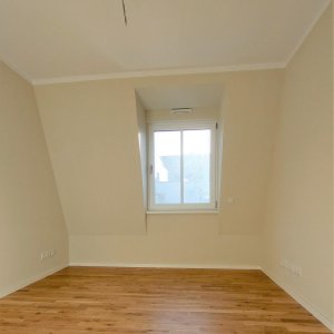 Kinder-/Arbeitszimmer