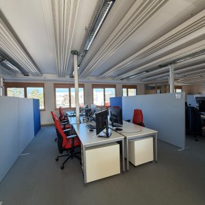 offener heller Arbeitsbereich