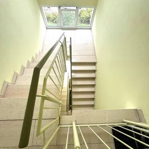 gepflegtes Treppenhaus