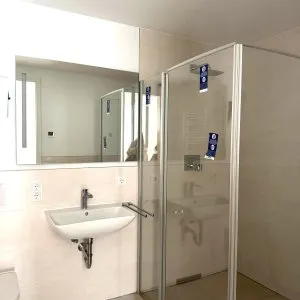 Bsp. Bad mit Dusche