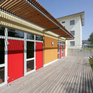 Terrassen im Innenhof 