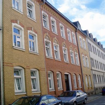 Mehrfamilienhaus
